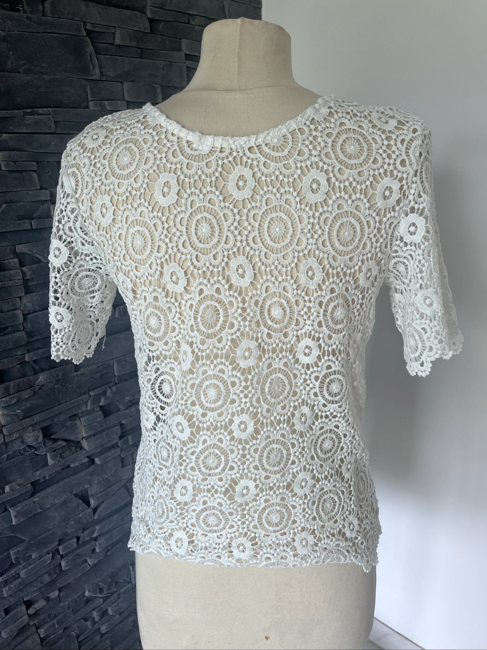 White lace women's t-shirt - Size S/M – photo 3